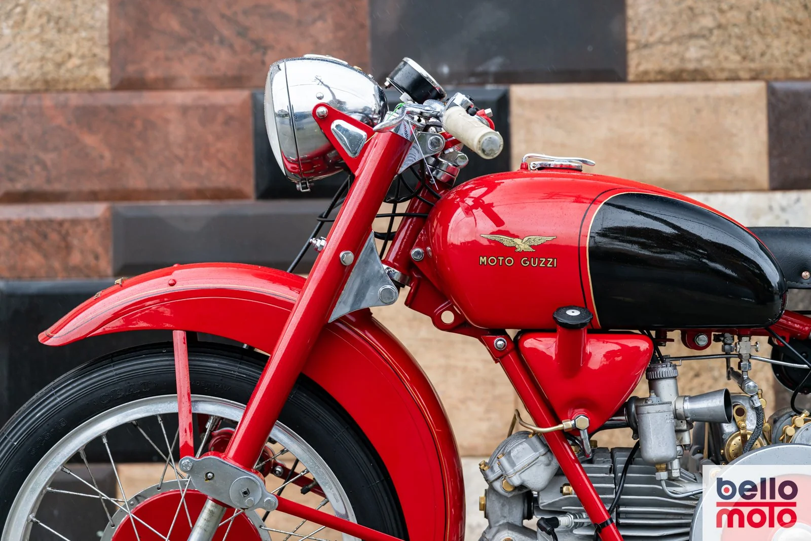 MOTO GUZZI レッドタンクItalyビンテージ、 1963 Moto Guzzi Falcone Sport 500 — Bello Moto SF